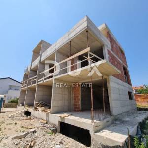 OTOK KRK, GRAD KRK - Stan 3S+DB, garaža, krovna terasa