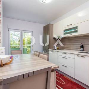 Otok Krk, Klimno - Apartman u blizini mora s velikom okućnicom