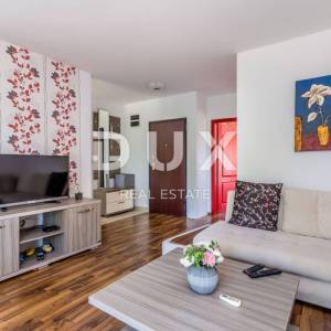 Otok Krk, Klimno - Apartman u blizini mora s velikom okućnicom