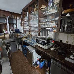 Otok Krk, Klimno, poslovno-stambeni objekt 1. red do mora