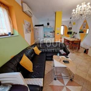 Otok Krk, Kornić, 96.86m2, 3s+db, terase