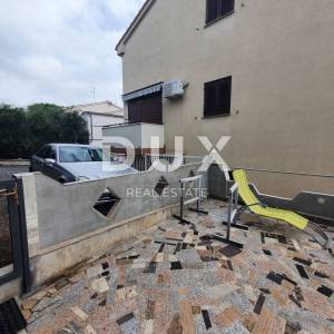 OTOK KRK, KORNIĆ - Apartman 3S+DB u prizemlju sa vrtom