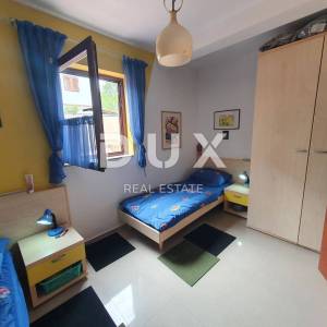 OTOK KRK, KORNIĆ - Apartman 3S+DB u prizemlju sa vrtom
