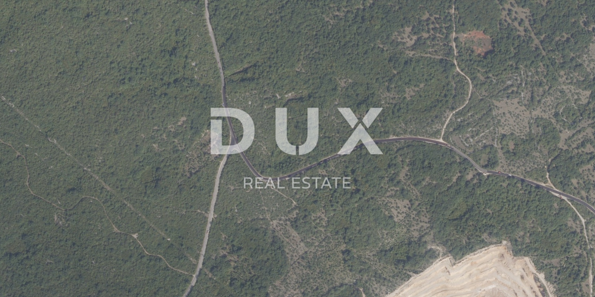 Otok Krk, Kras - Poljoprivredno zemljište 4200m2