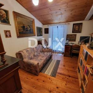 OTOK KRK, KRAS - samostojeća kuća s okućnicom na mirnoj lokaciji