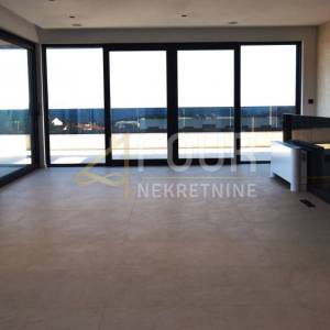 Otok Krk, Krk, novogradnja, 154.21m2, 3s+db, balkon, krovna terasa