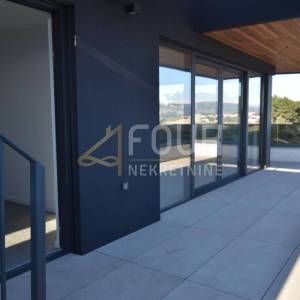 Otok Krk, Krk, novogradnja, 154.21m2, 3s+db, balkon, krovna terasa