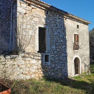 OTOK KRK, KRK (okolica) - Autohtona kamena kuća