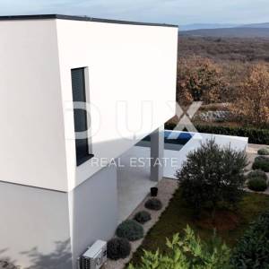 OTOK KRK, KRK (okolica) - Luksuzna vila s mediteranskom okućnicom i bazenom