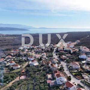 OTOK KRK, KRK (okolica) - Urbana vila s panoramskim pogledom na more