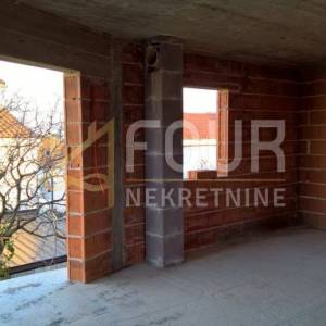 Otok Krk, Krk, započeta gradnja
