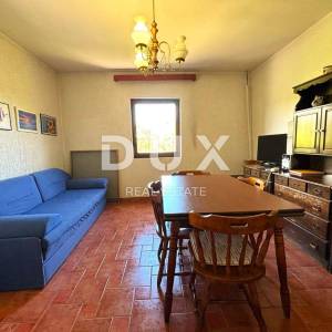 OTOK KRK - Kuća na osami, 400 maslina, 10.000 m2 terena!