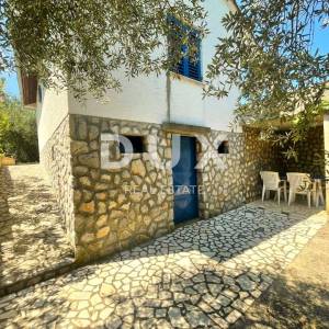 OTOK KRK - Kuća na osami, 400 maslina, 10.000 m2 terena!