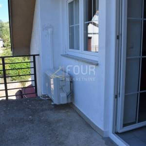 Otok Krk, kuća s 3 apartmana i pogledom na more