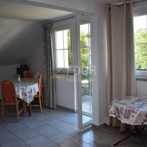 Otok Krk, kuća s 3 apartmana i pogledom na more