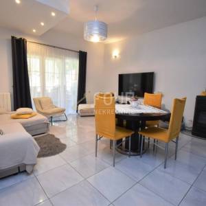 Otok Krk, kuća s 3 apartmana i pogledom na more