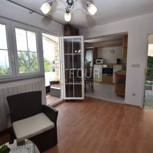 Otok Krk, kuća s 3 apartmana i pogledom na more