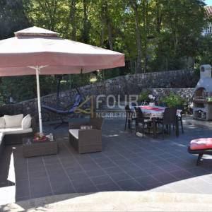Otok Krk, kuća s 3 apartmana i pogledom na more