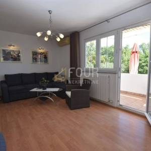 Otok Krk, kuća s 3 apartmana i pogledom na more