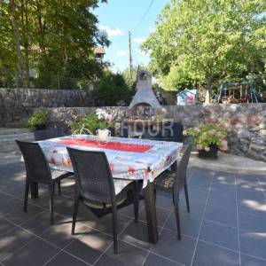 Otok Krk, kuća s 3 apartmana i pogledom na more