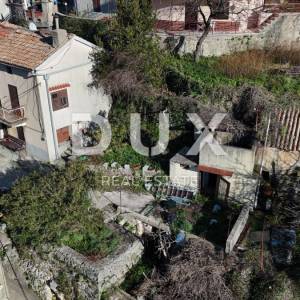 OTOK KRK - Kuća s dvorištem i pogledom na more, u jezgri romantičnog Vrbnika