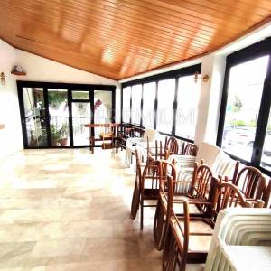 Otok Krk, kuća s restoranom i apartmanom, prvi red do mora!
