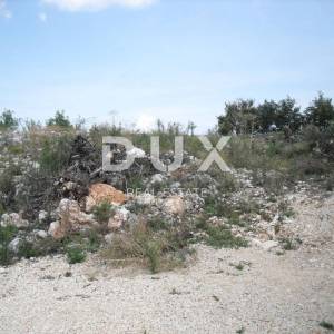 OTOK KRK, LINARDIĆI - Građevinski teren 657 m2