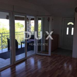 OTOK KRK, LINARDIĆI - Kuća s 2 apartmana