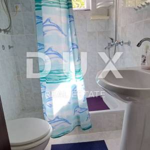 OTOK KRK, LINARDIĆI - lijepa kuća s pet apartmana