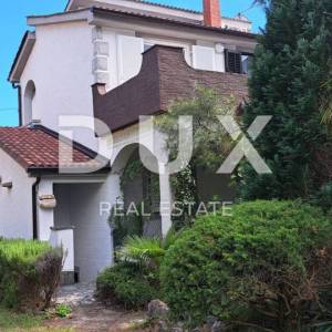 OTOK KRK, LINARDIĆI - lijepa kuća s pet apartmana