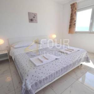 Otok Krk, Linardići, samostojeća kuća, 170m2