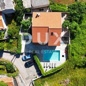 OTOK KRK, LINARDIĆI - Vila s bazenom i pogledom na more