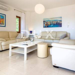 Otok Krk - Luxuzni apartman u novogradnji prvi red do mora!