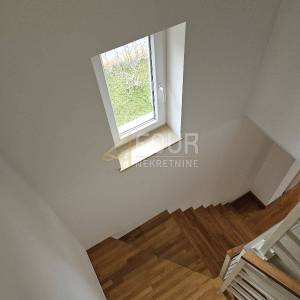 Otok Krk, Malinska, 100.02m2, 3s+db, 2 lođe, pogled na more