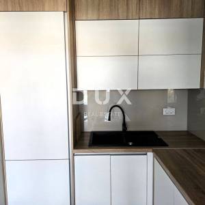OTOK KRK, MALINSKA - 2S + DB s balkonom blizu mora 