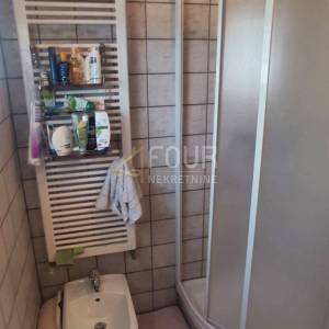 Otok Krk, Malinska, 2s+db, apartman s terasom i pogledom na more
