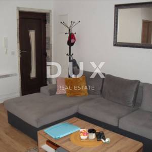 OTOK KRK, MALINSKA - 3S+DB u prizemlju sa okućnicom 400 m2