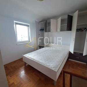 Otok Krk, Malinska, 61m2, 2s+db, terasa