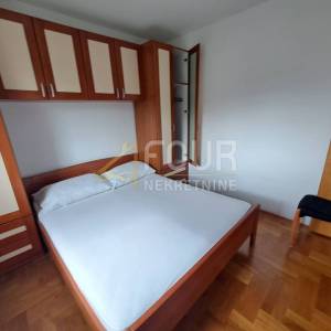 Otok Krk, Malinska, 61m2, 2s+db, terasa