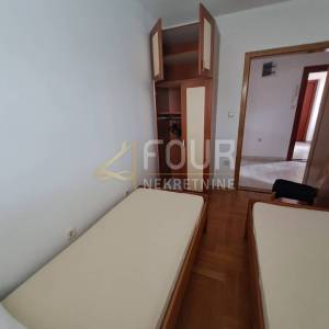 Otok Krk, Malinska, 61m2, 2s+db, terasa