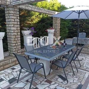 OTOK KRK, MALINSKA - Apartmanska kuća u blizini mora