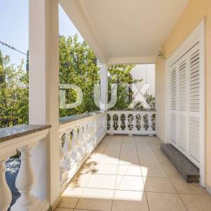 OTOK KRK, MALINSKA - apartman prvi red od mora