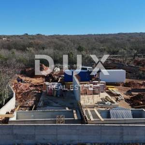 OTOK KRK, MALINSKA - Atraktivna lokacija! Dvojna kuća s bazenom