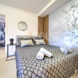 Otok Krk, Malinska, dvoetažni 3s+db, 91.03m2, okućnica, bazen