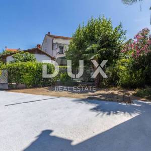 OTOK KRK, MALINSKA - Dvojna kuća s 4 apartmana i pogledom na more