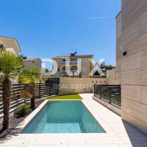 OTOK KRK, MALINSKA - Ekskluzivan Penthouse s privatnim bazenom blizu mora