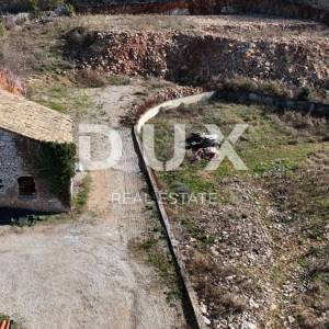OTOK KRK, MALINSKA - Investicijsko zemljište s prekrasnim pogledom