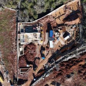 OTOK KRK, MALINSKA - Kuća modernog dizajna s bazenom