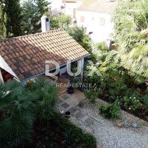 OTOK KRK, MALINSKA - Kuća sa 4 stana i poslovnim prostorom