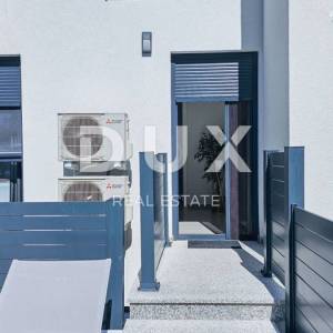OTOK KRK MALINSKA - Luksuzan apartman s vlastitom okućnicom i bazenom, 250m od mora